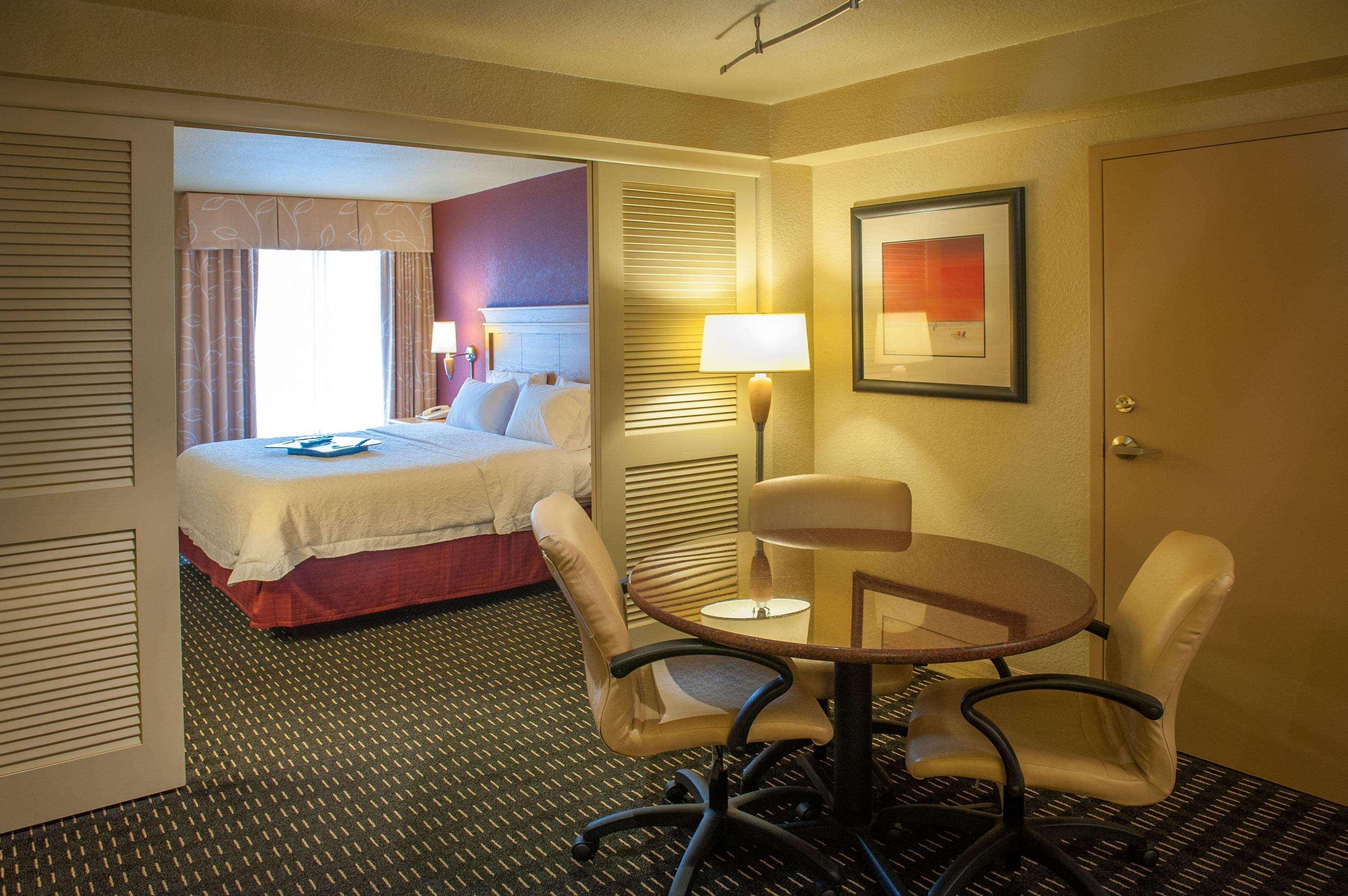 Hampton Inn Pensacola-Airport Екстер'єр фото