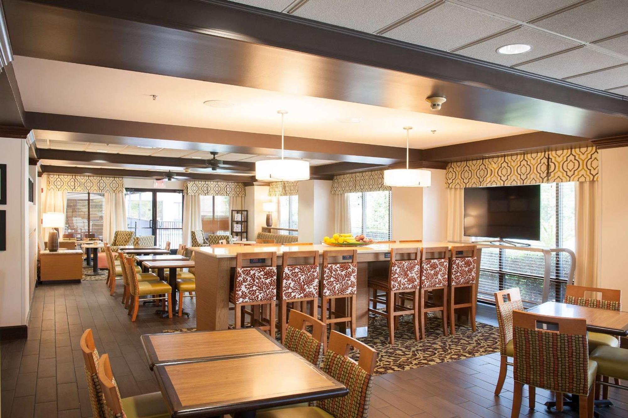 Hampton Inn Pensacola-Airport Екстер'єр фото